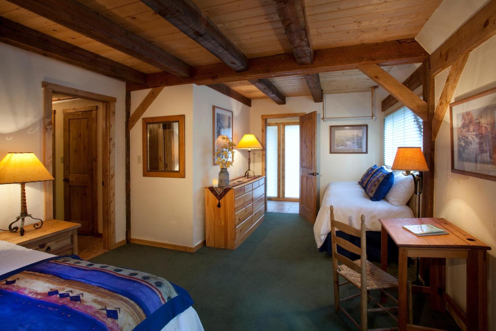 Cottam'S Lodge By Alpine Village Suites 타오스스키밸리 객실 사진